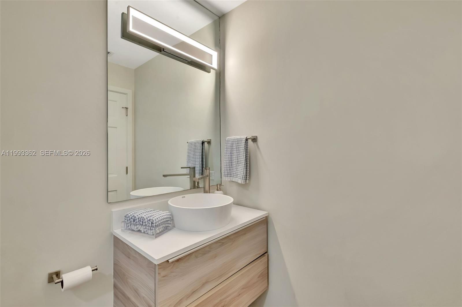 19136 Fisher Island Dr #19136, Miami Beach FL 33109