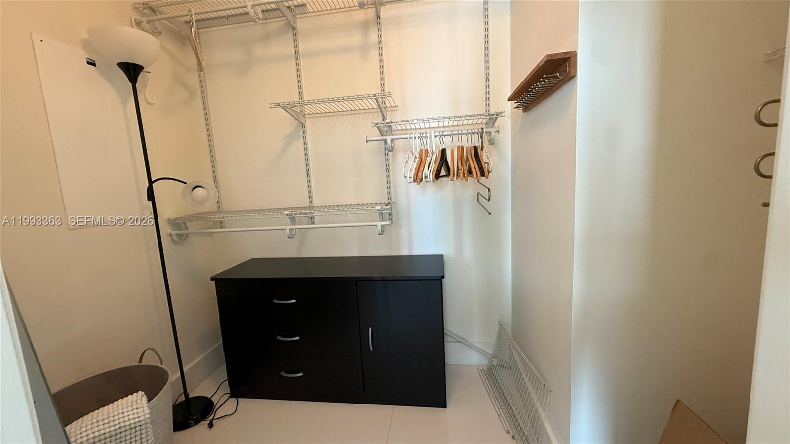 92 SW 3rd St #1505, Miami FL 33130