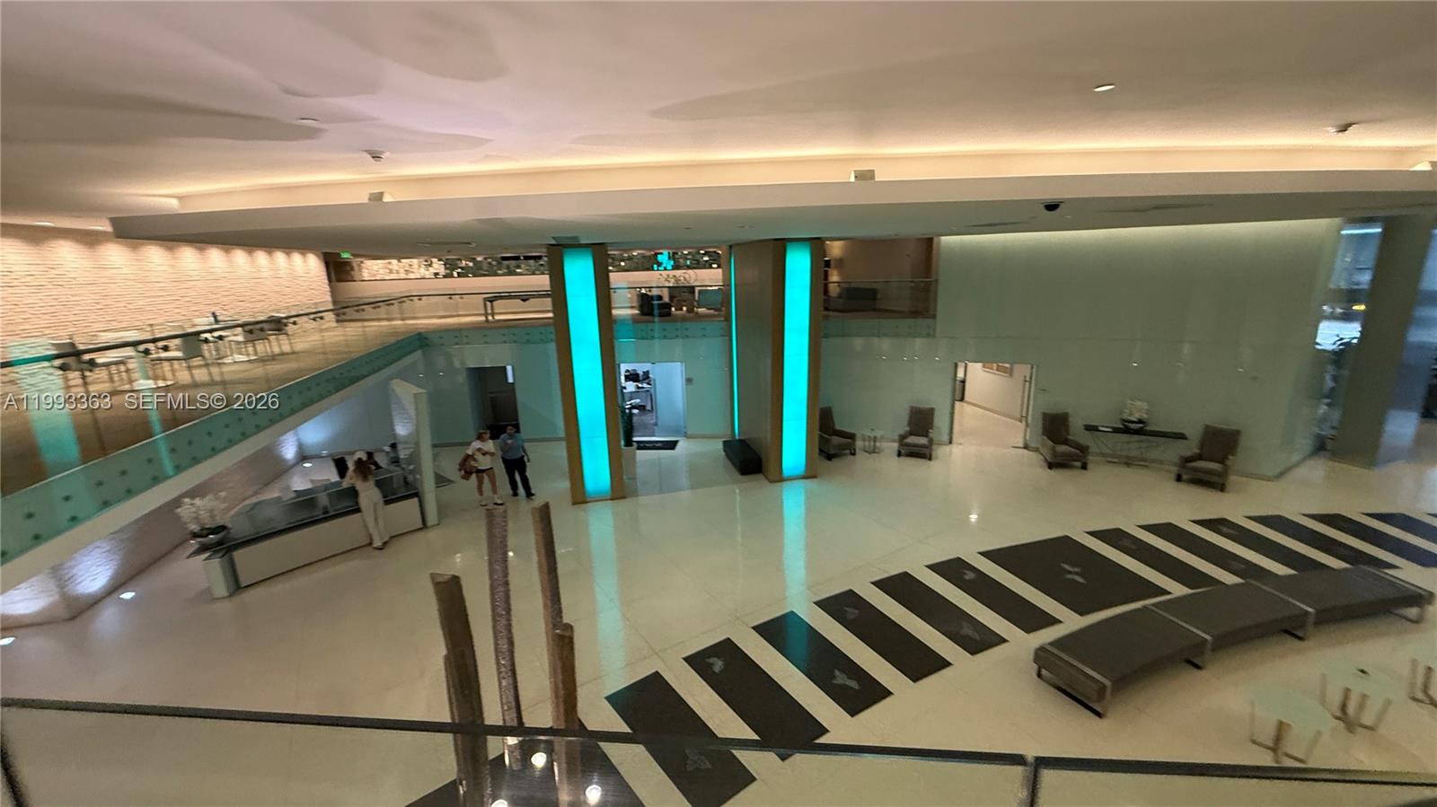 92 SW 3rd St #1505, Miami FL 33130