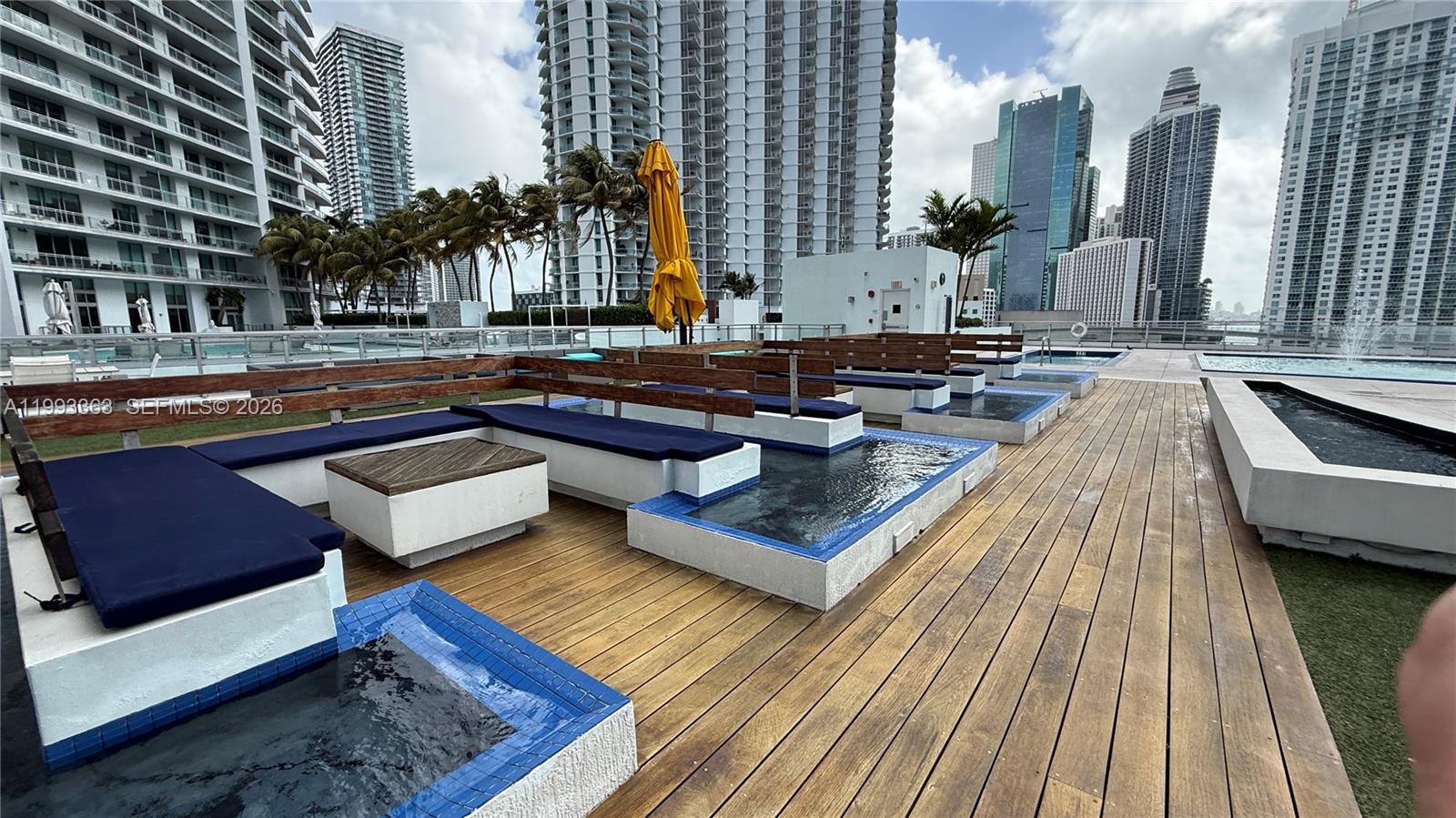 92 SW 3rd St #1505, Miami FL 33130