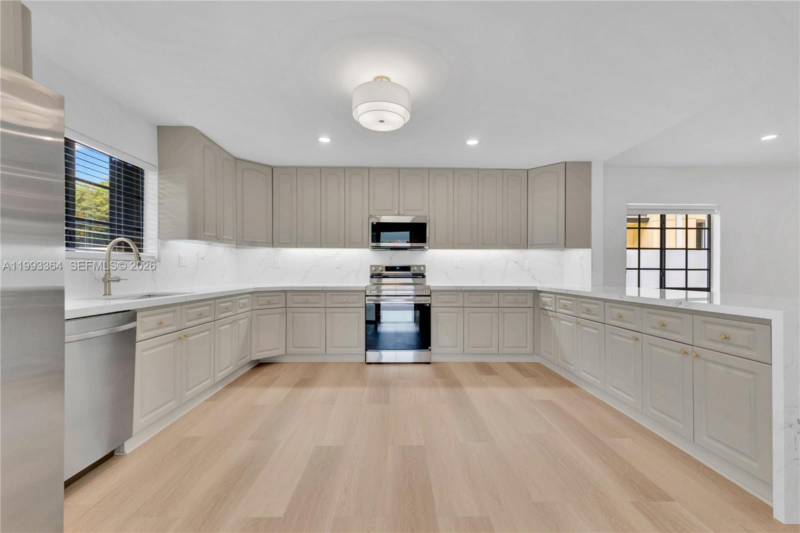 456 SW 20th Rd #458, Miami FL 33129