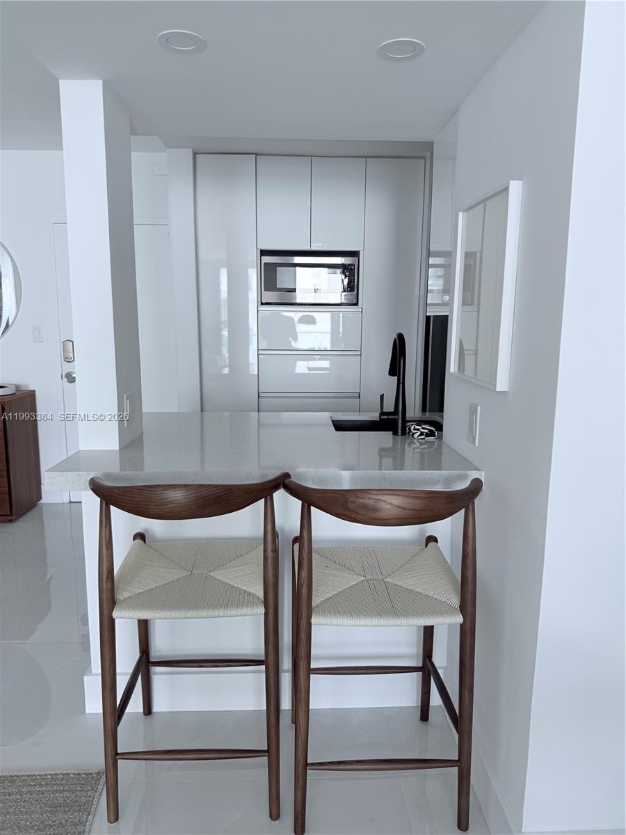 1000 West Ave #1523, Miami Beach FL 33139