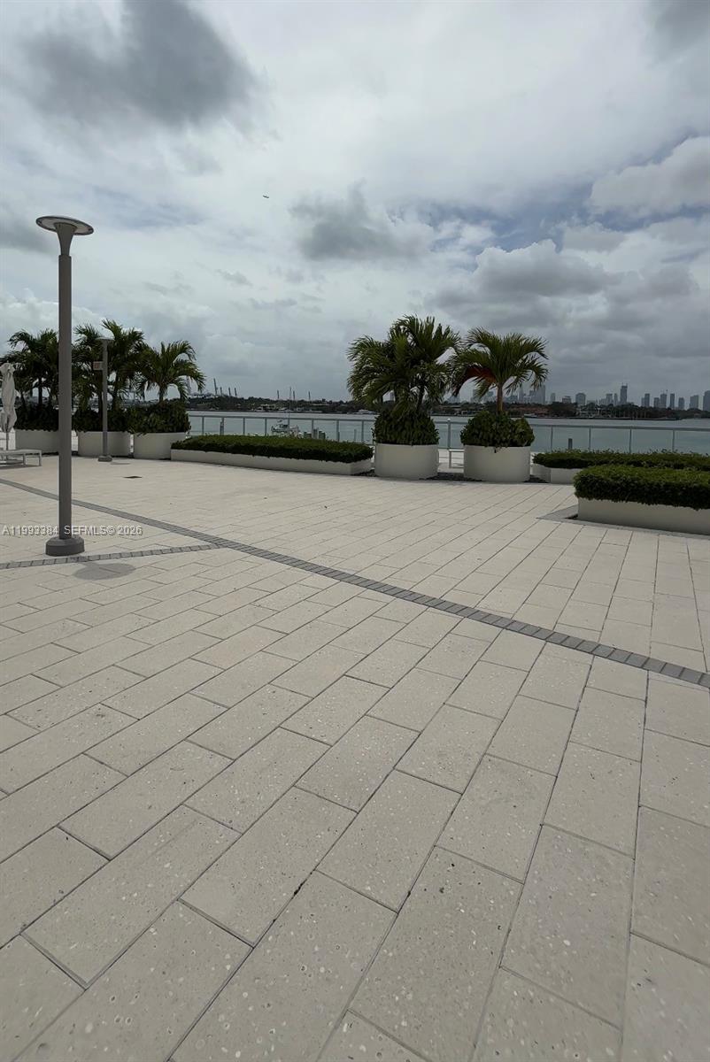 1000 West Ave #1523, Miami Beach FL 33139