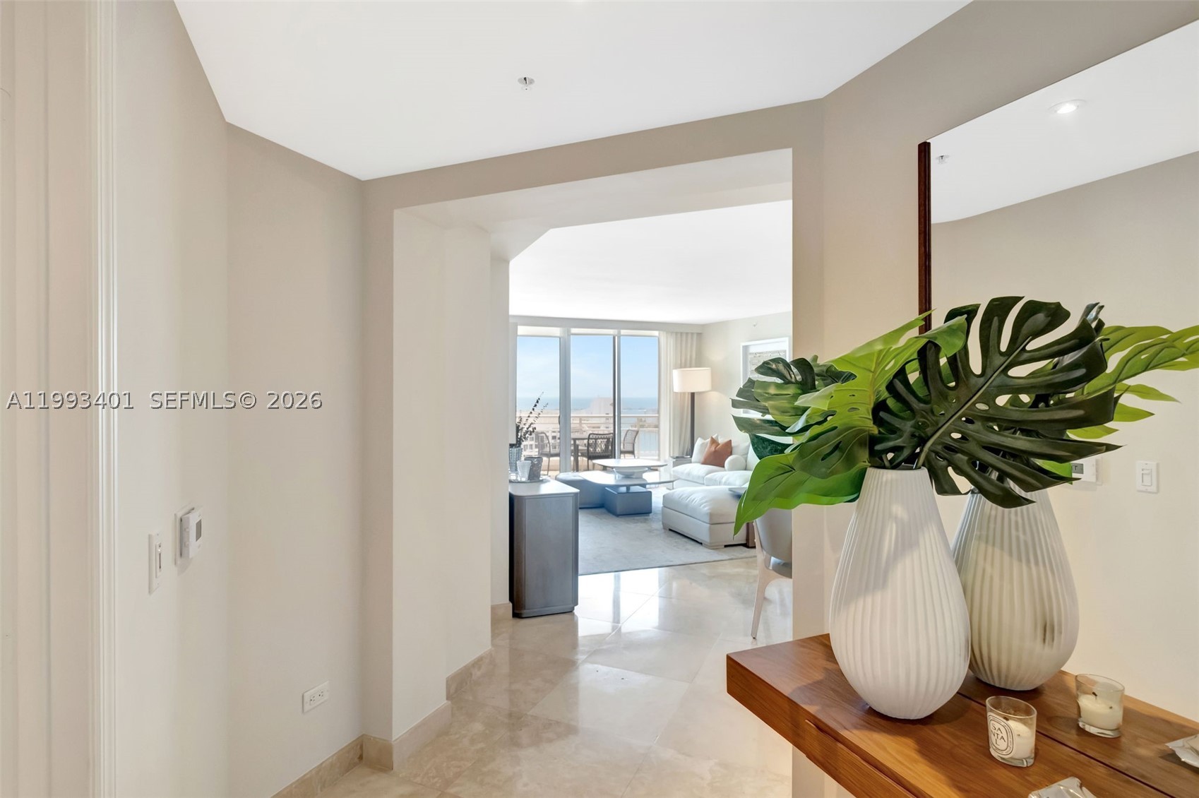 848 Brickell Key Dr #2605, Miami FL 33131
