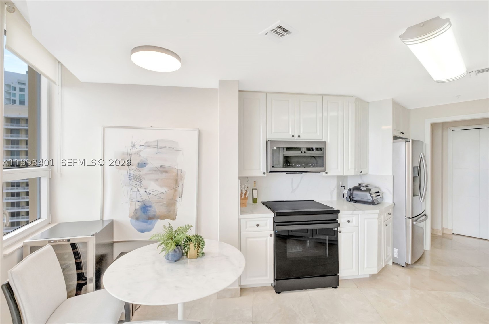 848 Brickell Key Dr #2605, Miami FL 33131