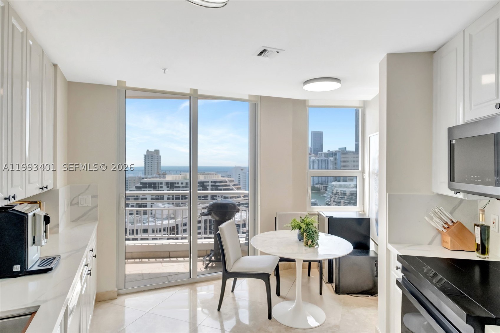 848 Brickell Key Dr #2605, Miami FL 33131
