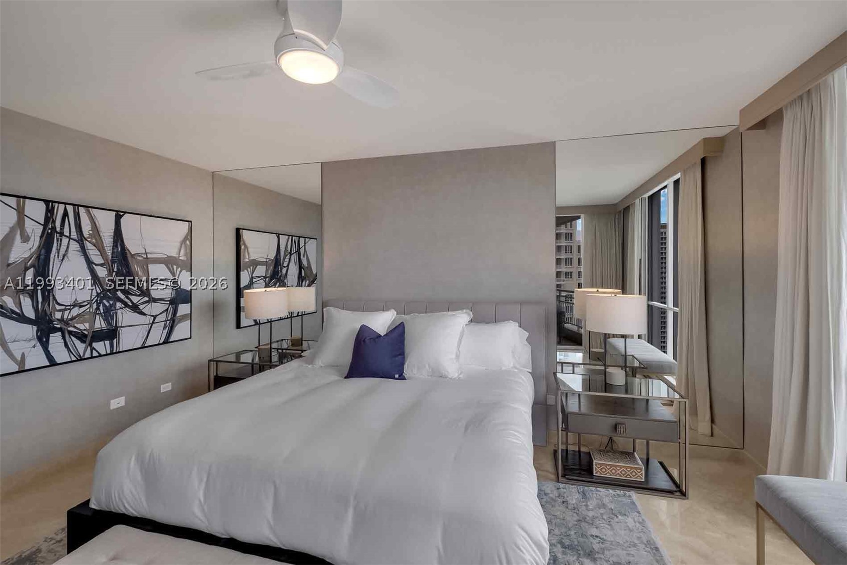 848 Brickell Key Dr #2605, Miami FL 33131