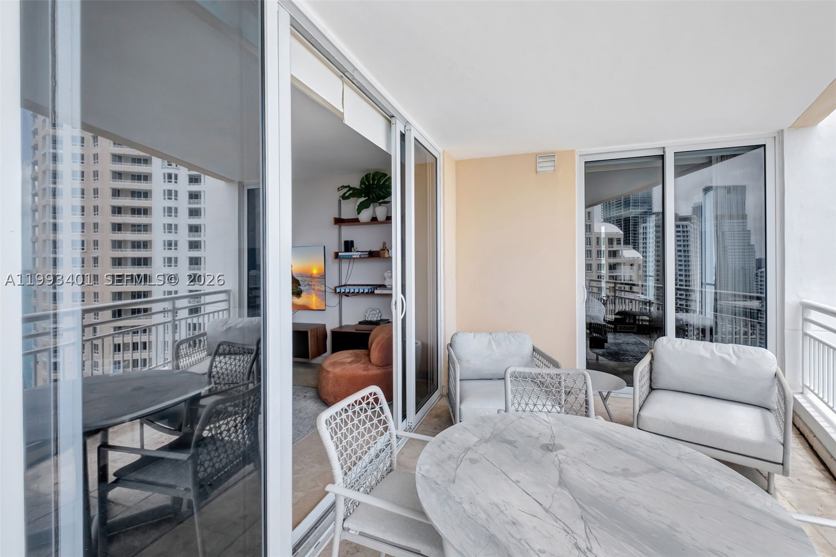 848 Brickell Key Dr #2605, Miami FL 33131