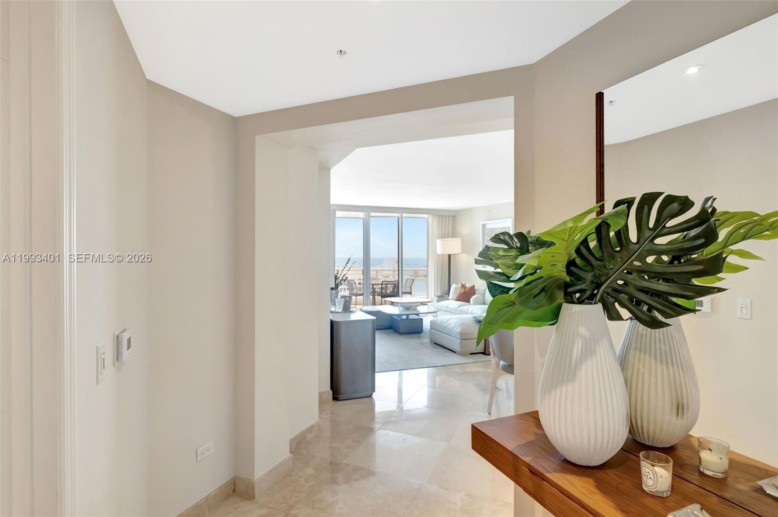 848 Brickell Key Dr #2605, Miami FL 33131