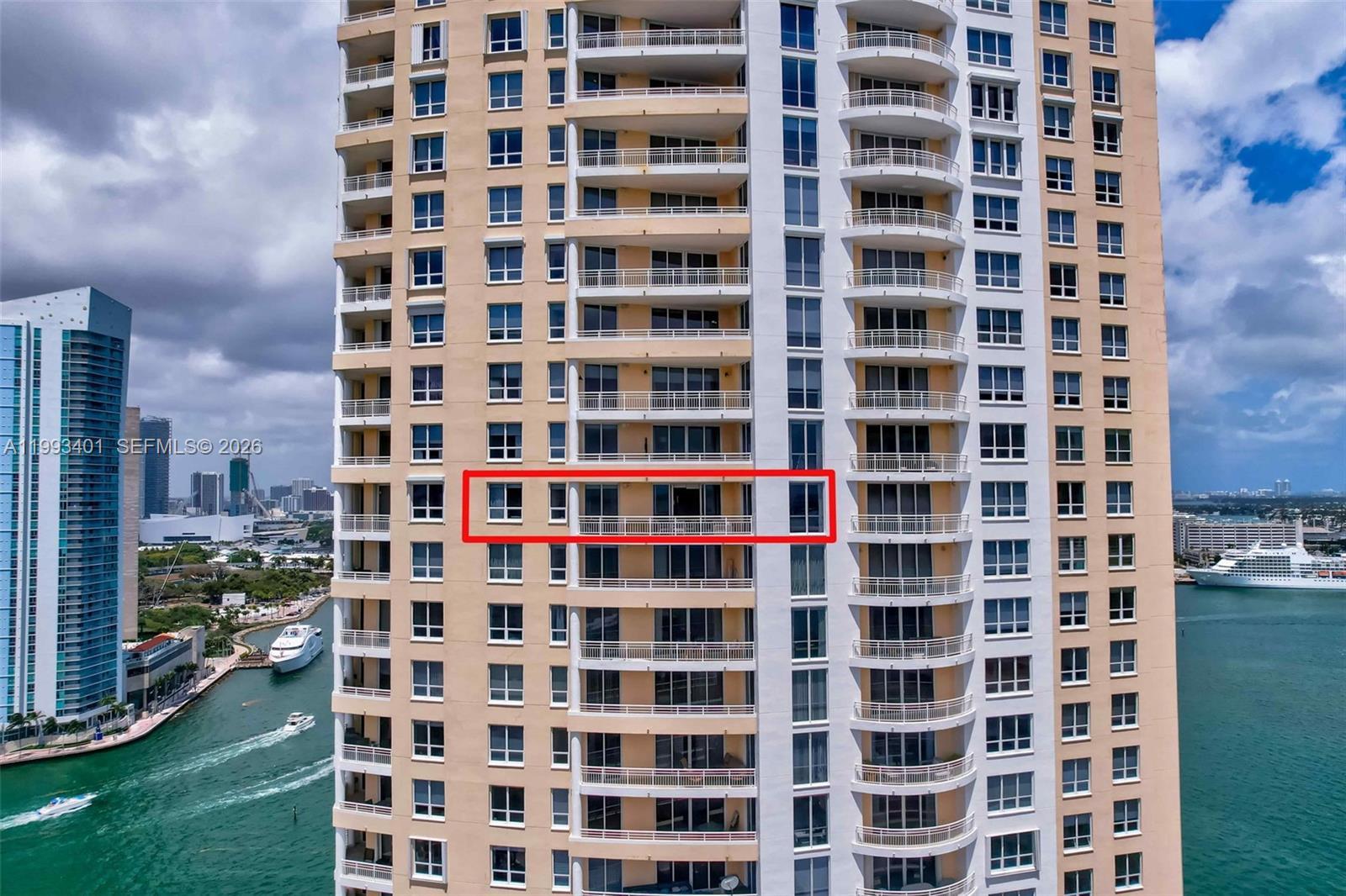 848 Brickell Key Dr #2605, Miami FL 33131