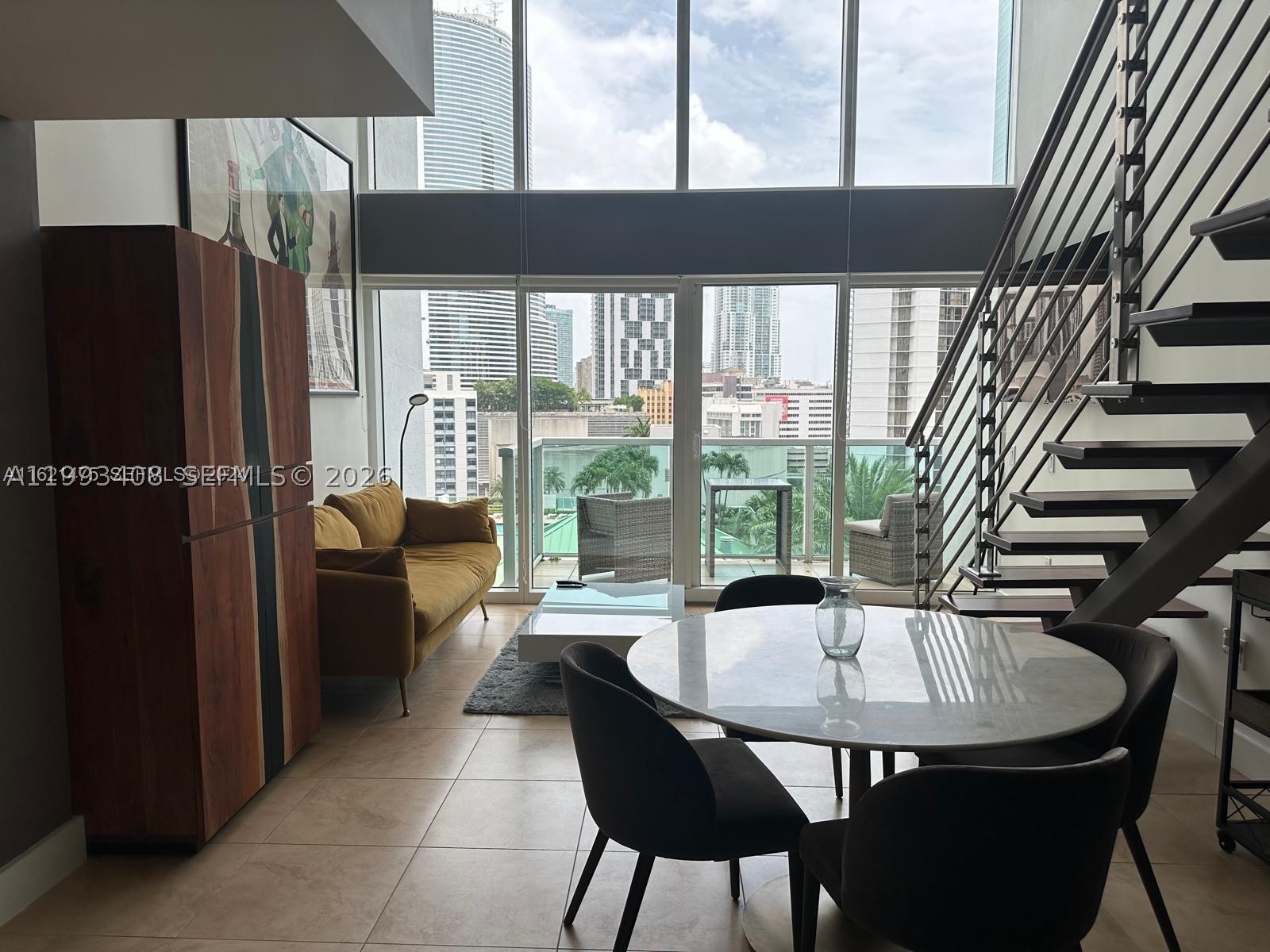 41 SE 5th St #903, Miami FL 33131
