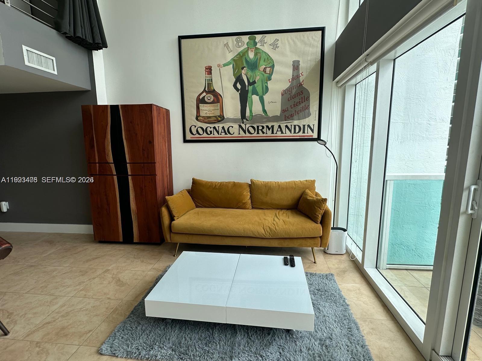 41 SE 5th St #903, Miami FL 33131