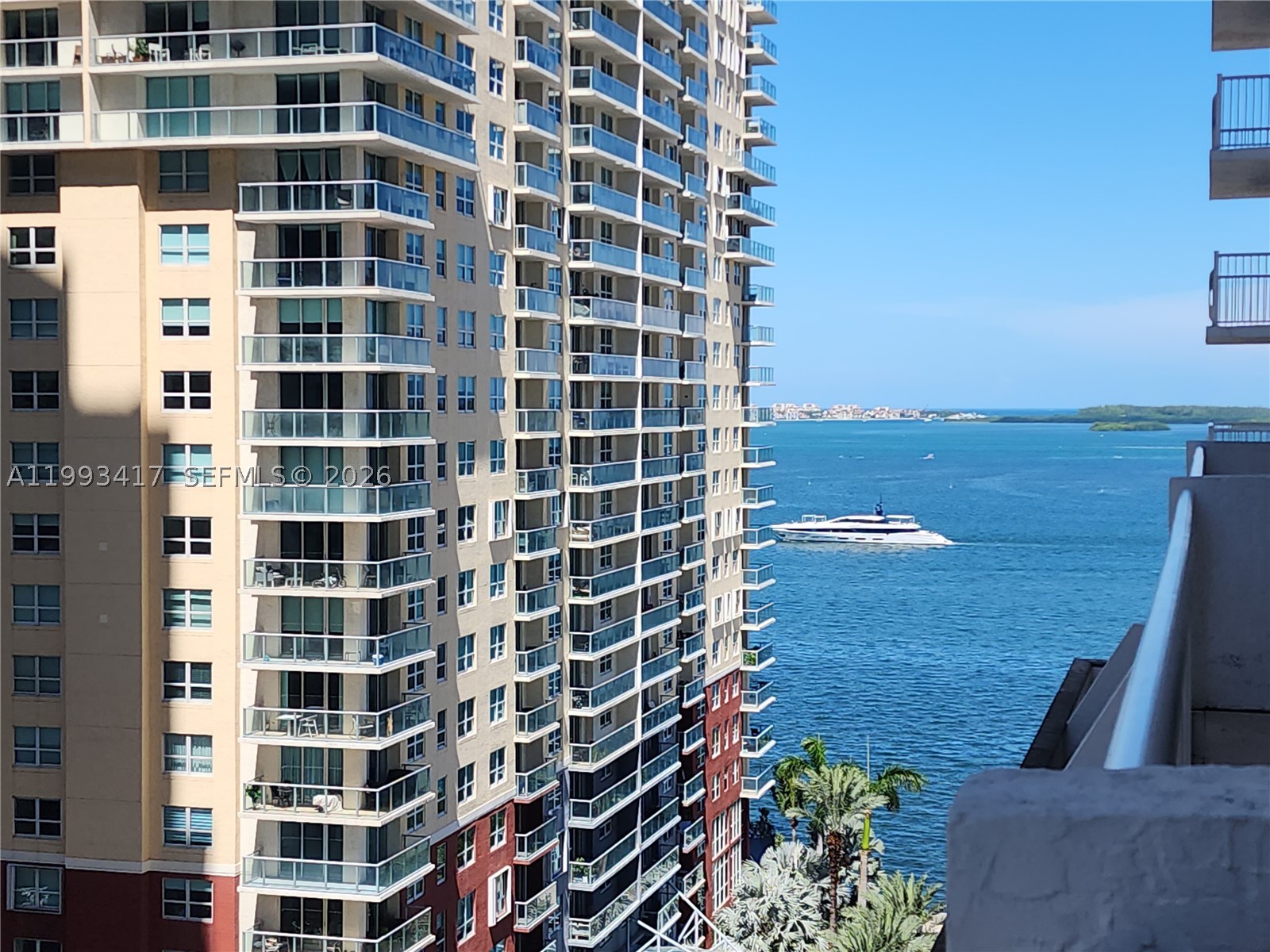 1200 Brickell Bay Dr #1510, Miami FL 33131