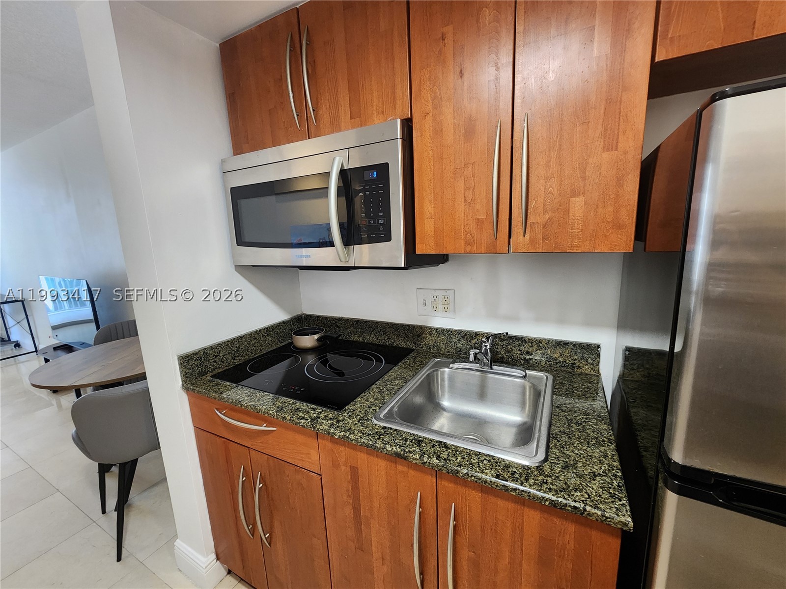 1200 Brickell Bay Dr #1510, Miami FL 33131