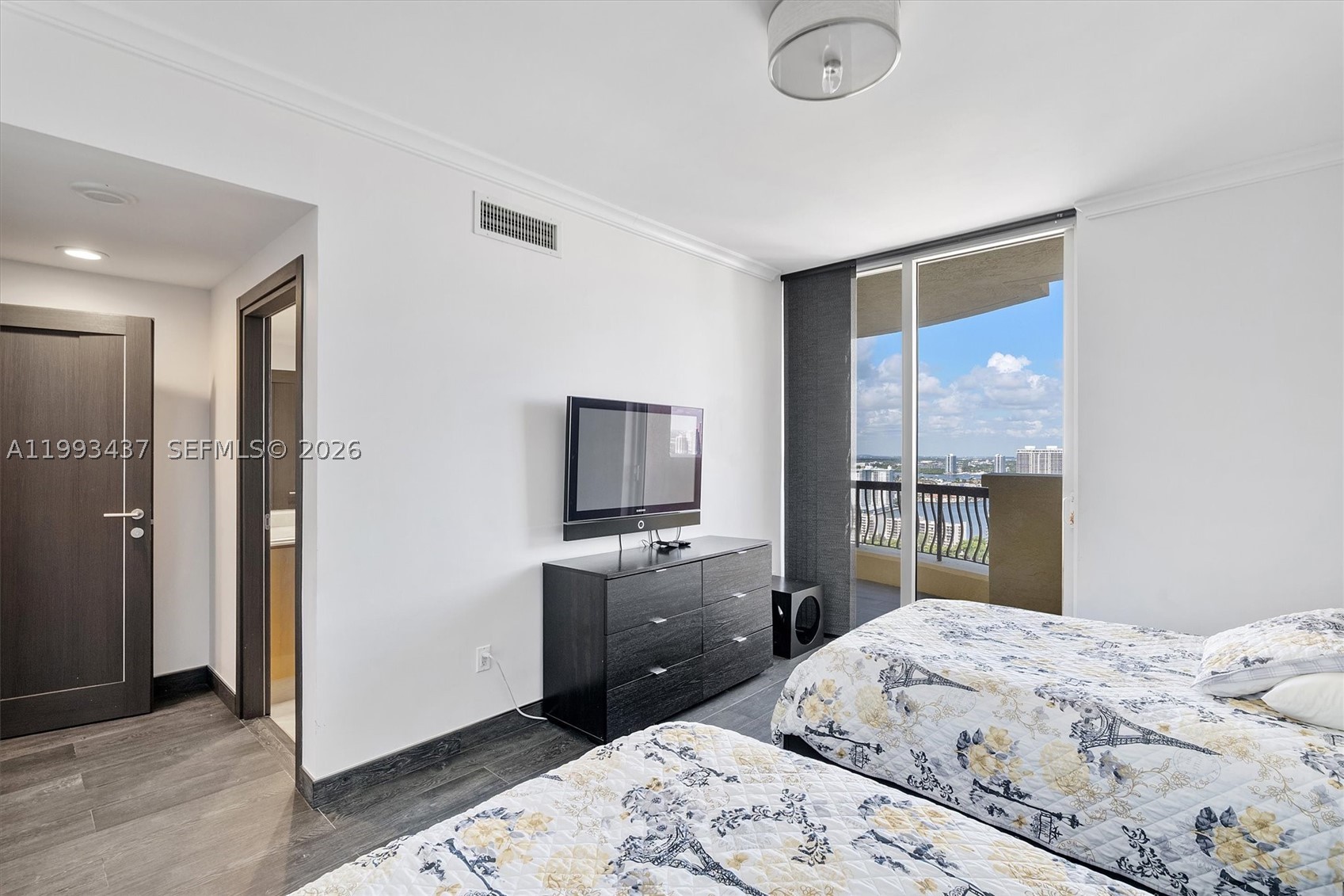 17875 Collins Ave #3005, Sunny Isles Beach FL 33160