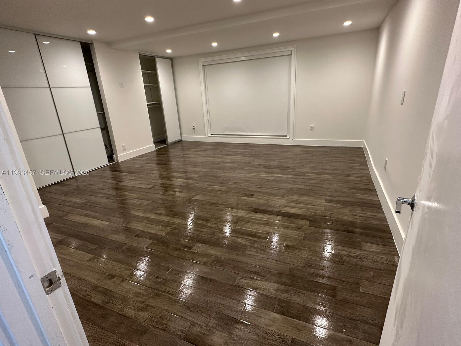 3672 NE 167th St #31, North Miami Beach FL 33160