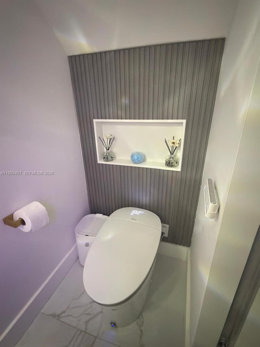 3672 NE 167th St #31, North Miami Beach FL 33160