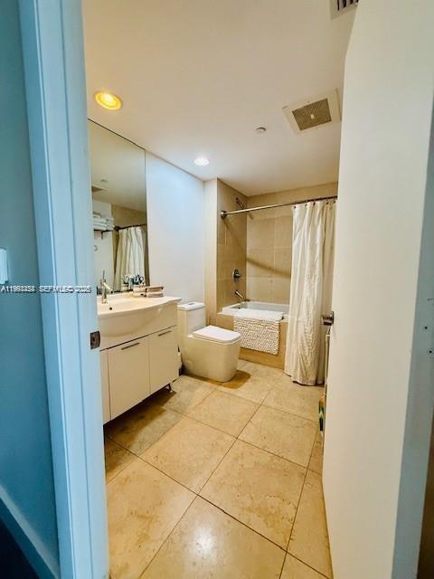 475 Brickell Ave #4910, Miami FL 33131