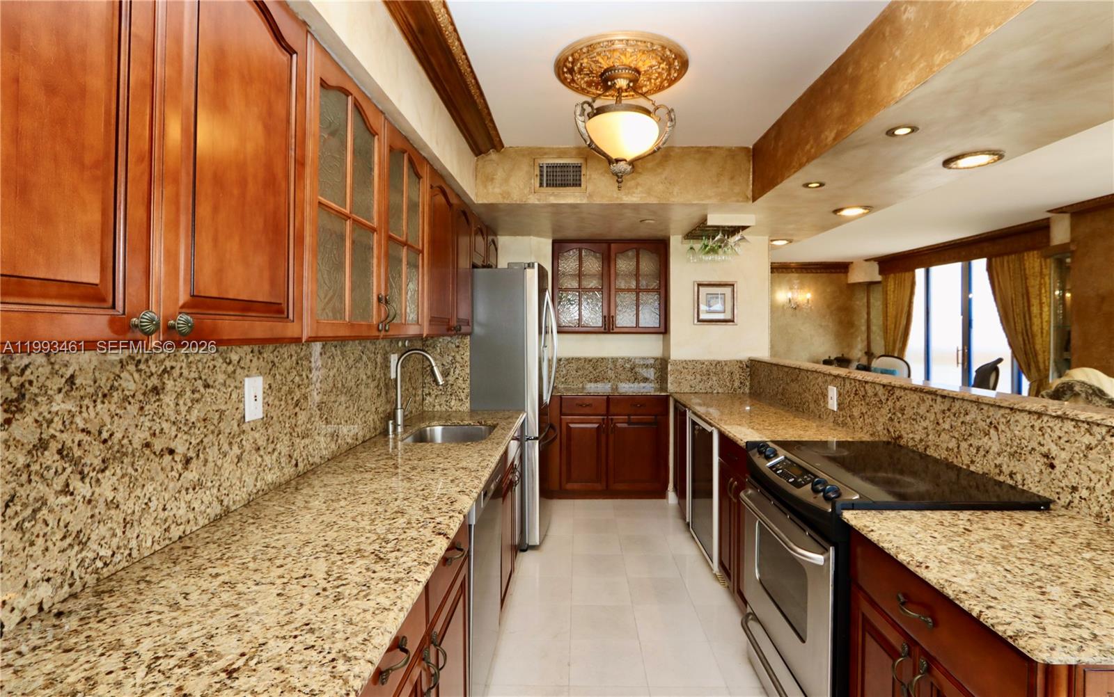 3530 Mystic Pointe Dr #2915, Aventura FL 33180