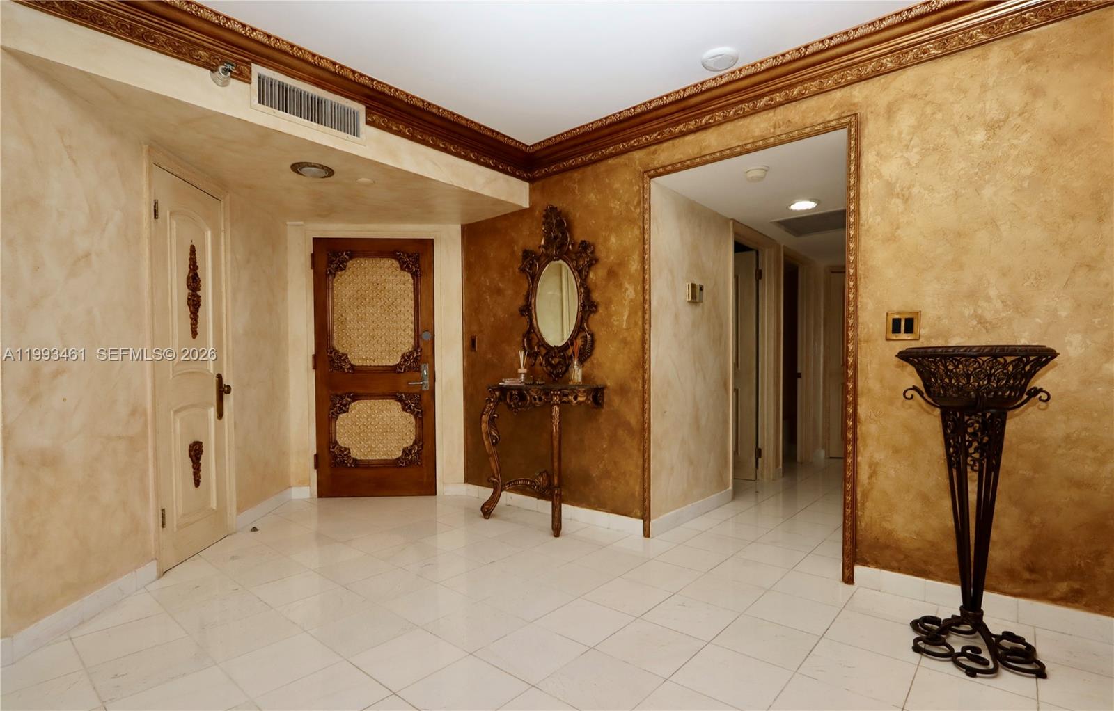 3530 Mystic Pointe Dr #2915, Aventura FL 33180