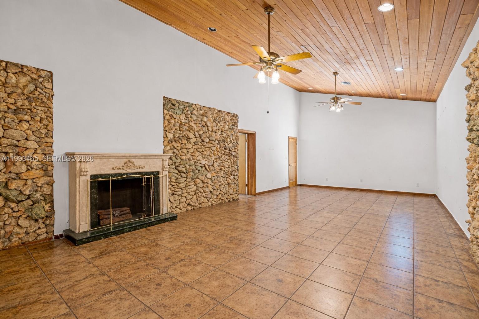 7997 SW 76th Avenue, Miami FL 33143