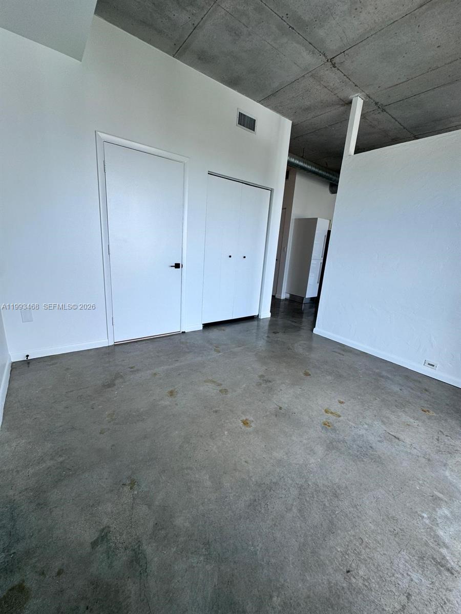 10 SW South River Dr #1710, Miami FL 33130