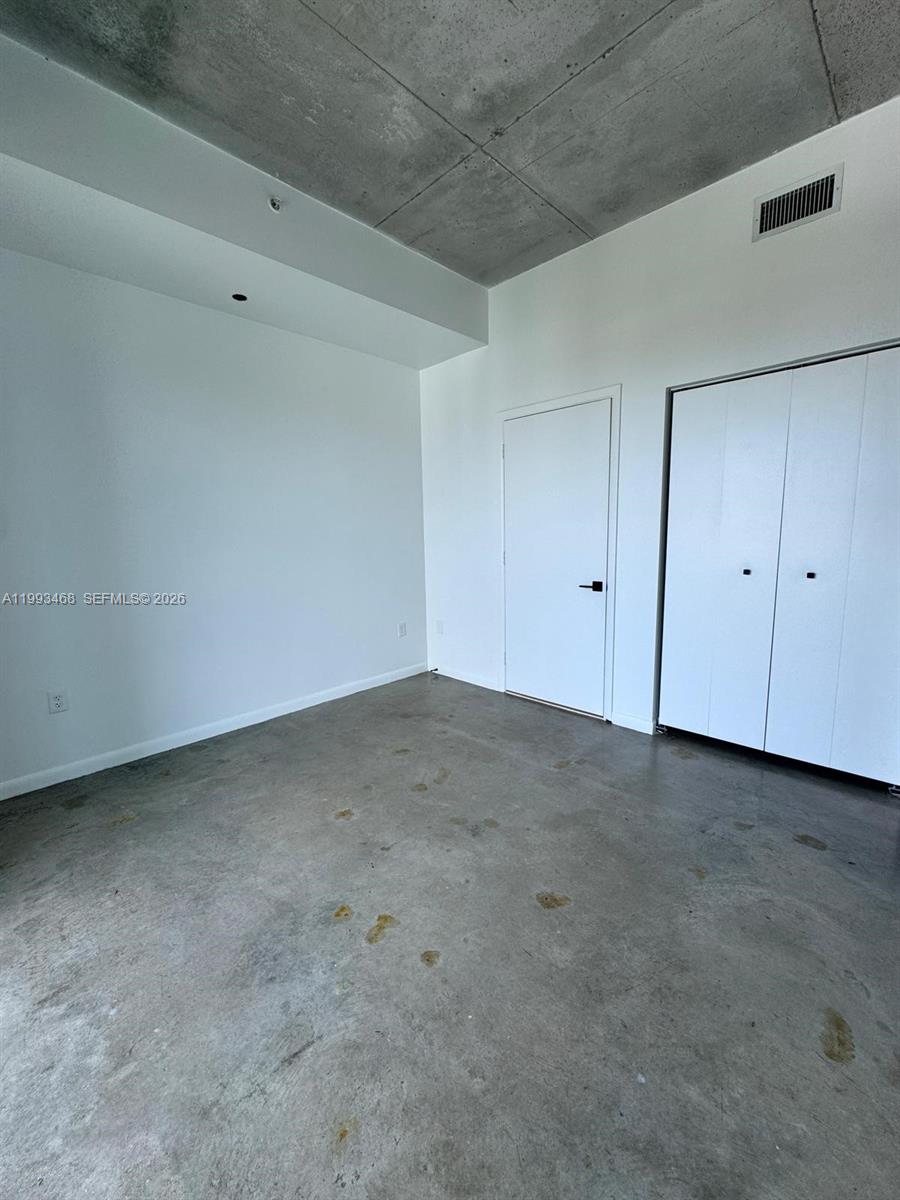 10 SW South River Dr #1710, Miami FL 33130