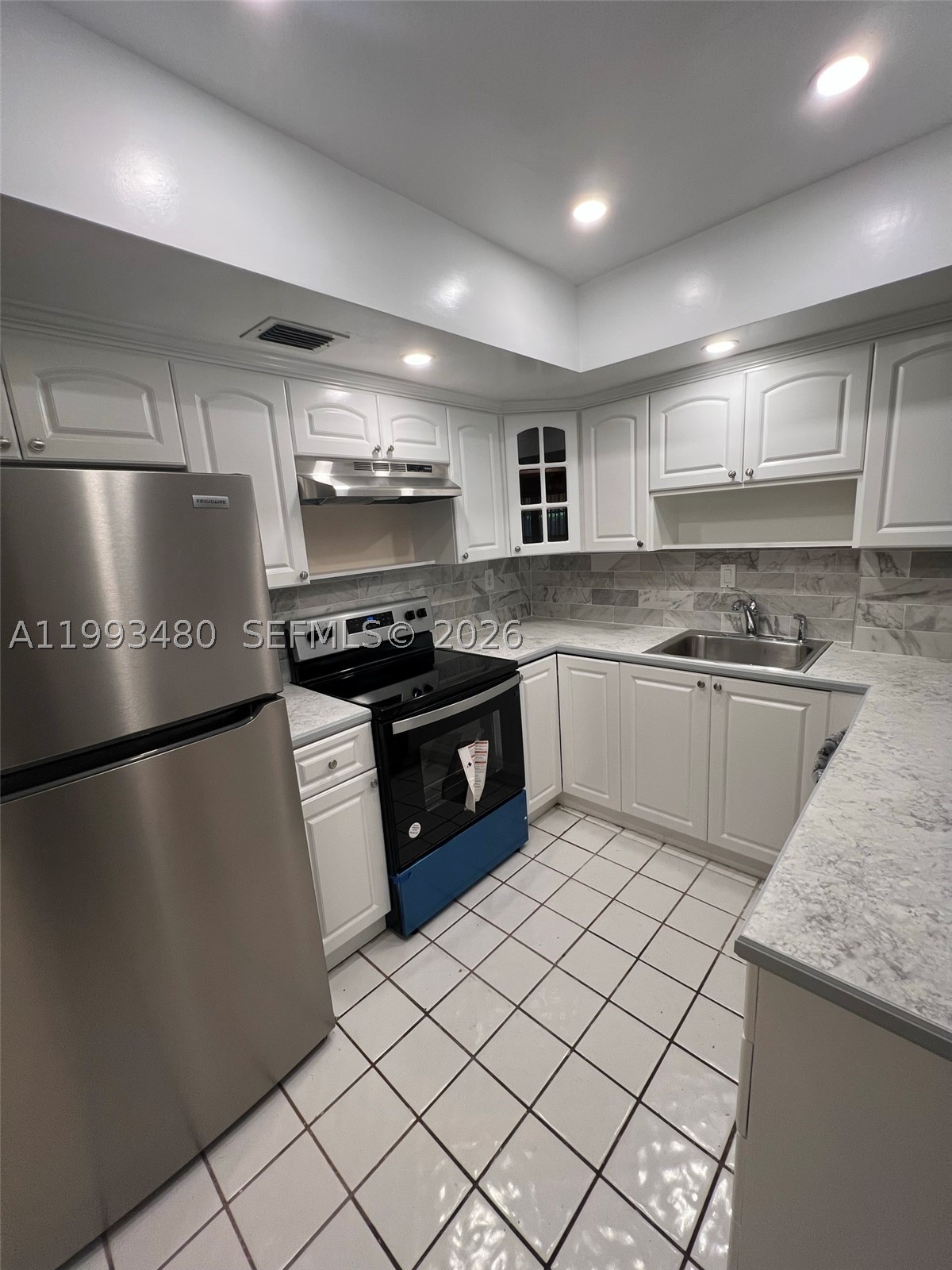 2605 NW 47th Ter #103, Lauderdale Lakes FL 33313