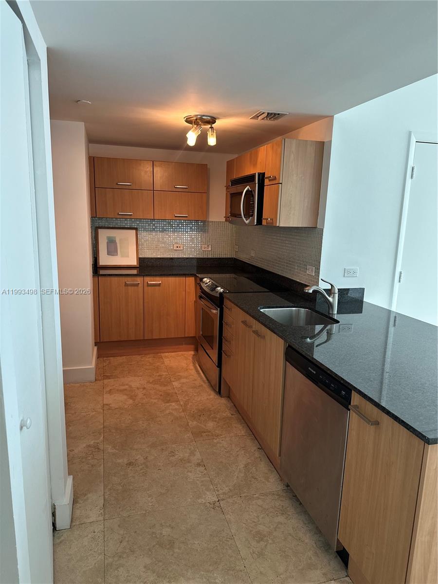 350 S Miami Ave #1704, Miami FL 33130