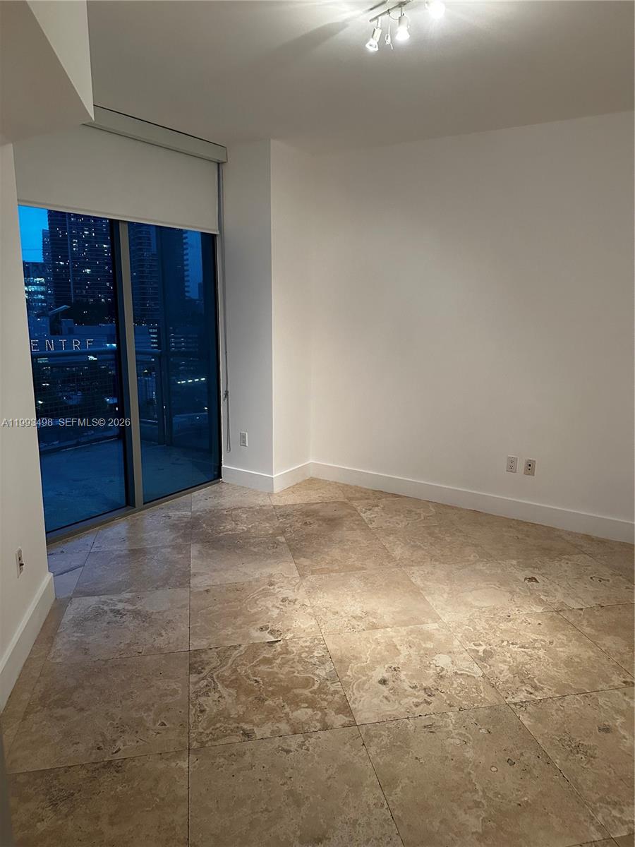 350 S Miami Ave #1704, Miami FL 33130