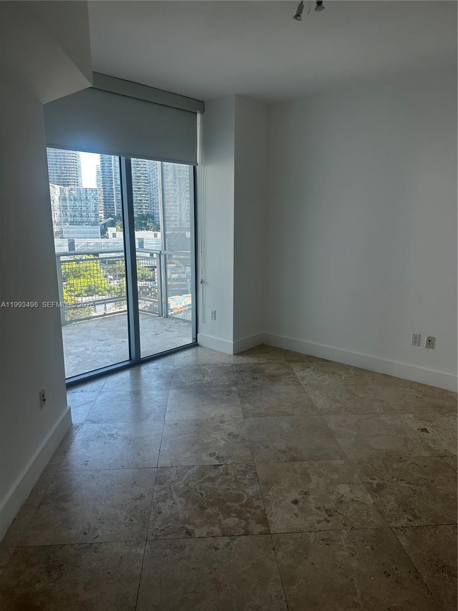 350 S Miami Ave #1704, Miami FL 33130