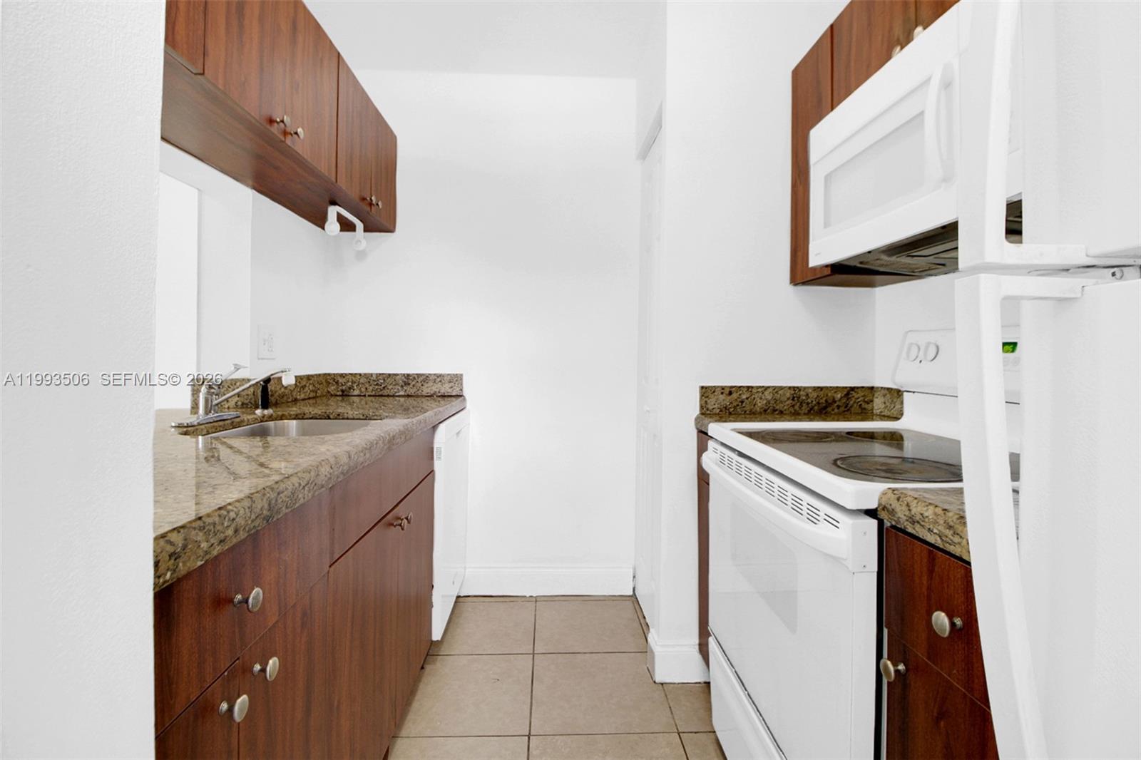 9730 Hammocks Blvd #203-28, Miami FL 33196