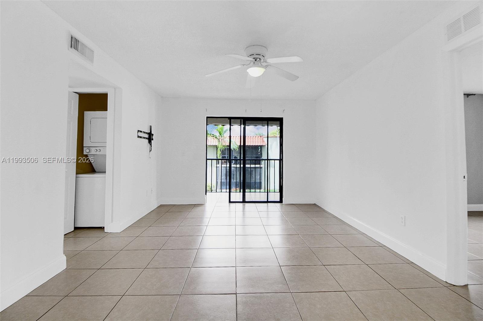 9730 Hammocks Blvd #203-28, Miami FL 33196