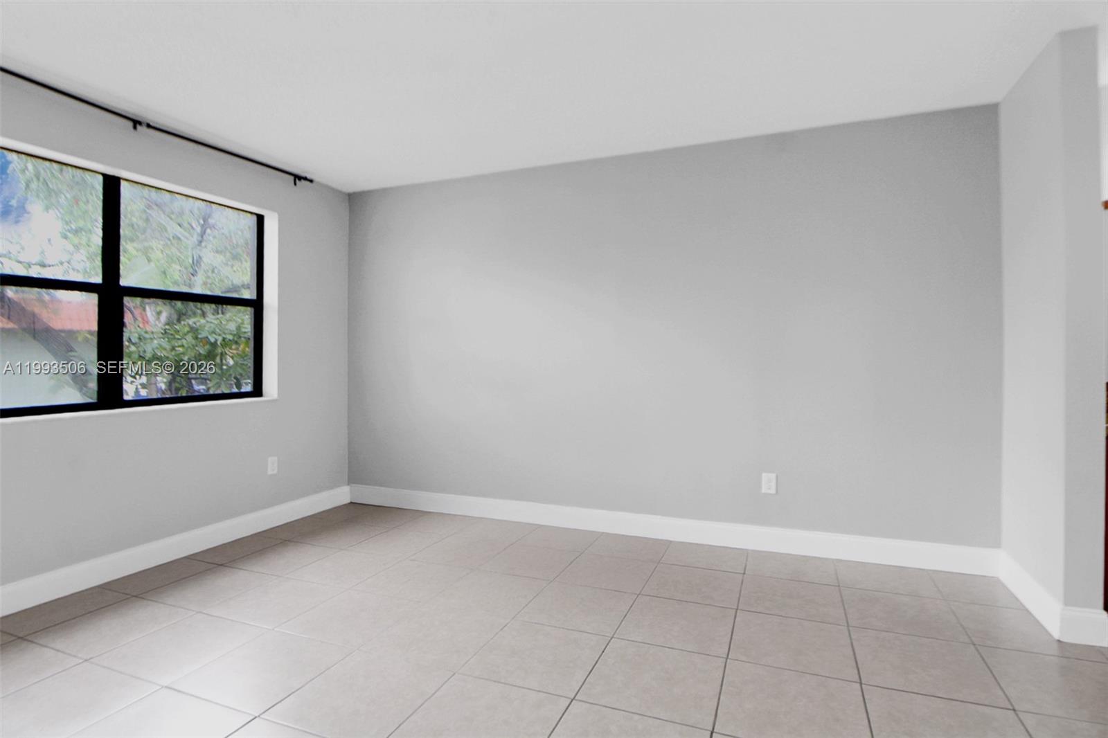 9730 Hammocks Blvd #203-28, Miami FL 33196