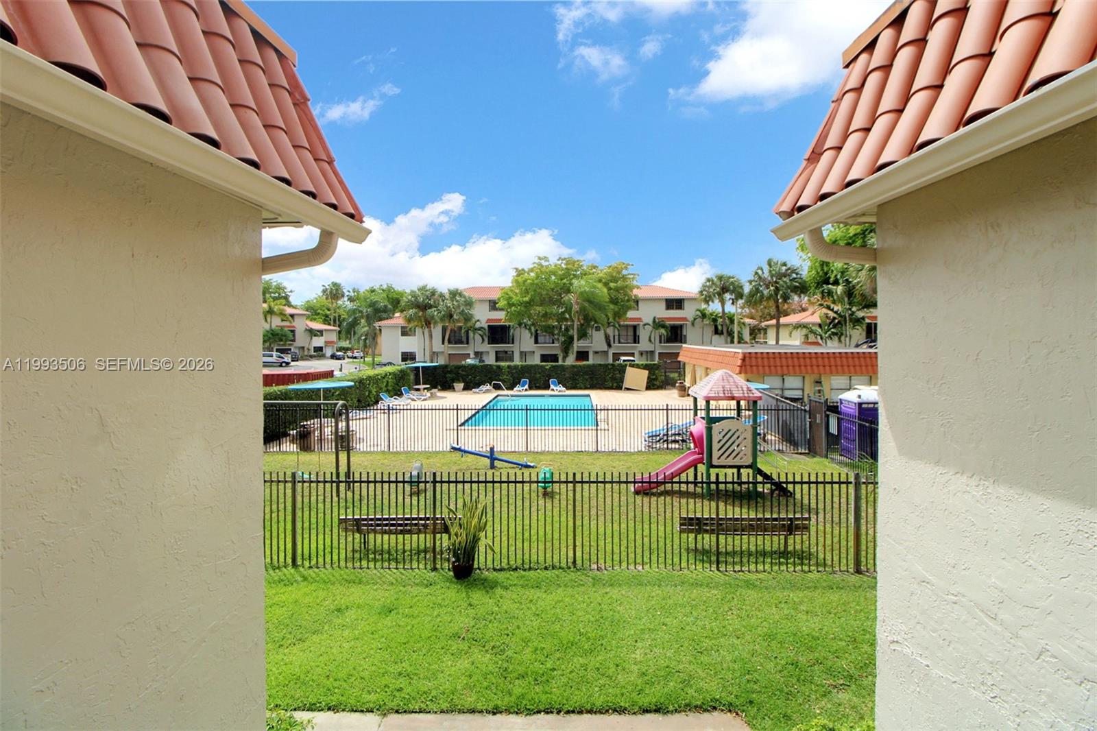 9730 Hammocks Blvd #203-28, Miami FL 33196