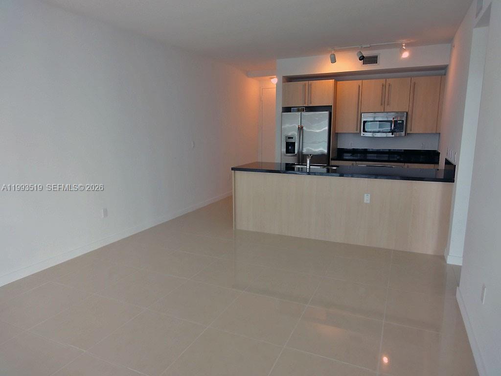 1111 SW 1 AV #1715-N, Miami FL 33130
