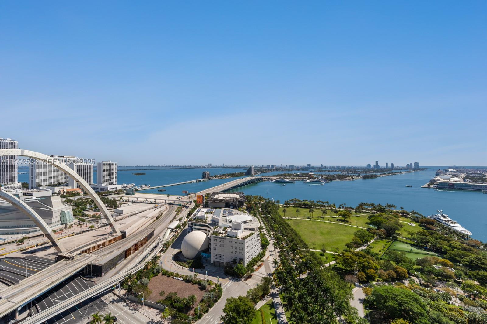1000 Biscayne Blvd #2702, Miami FL 33132