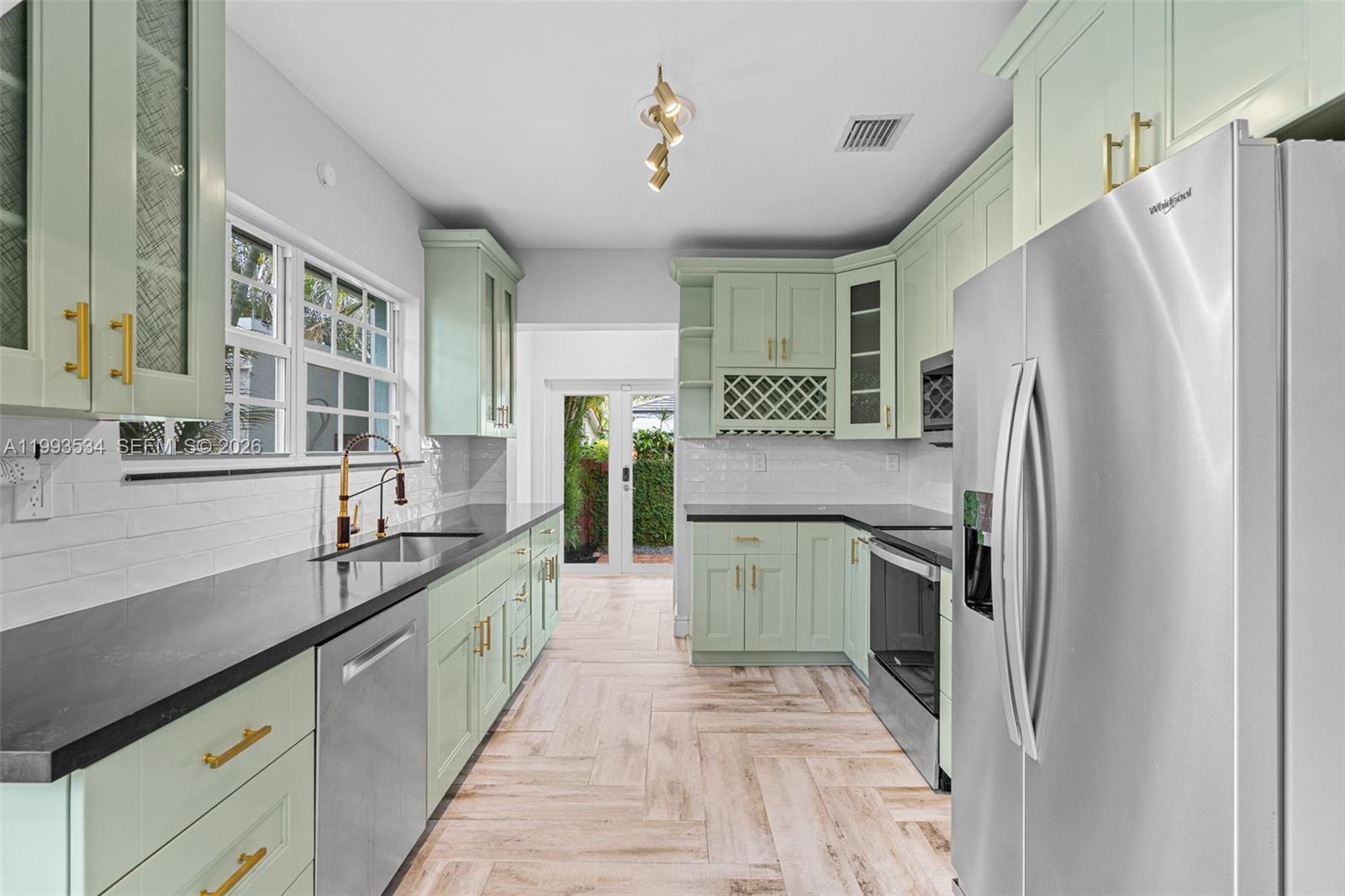 1209 La Mancha Ave, Coral Gables FL 33134