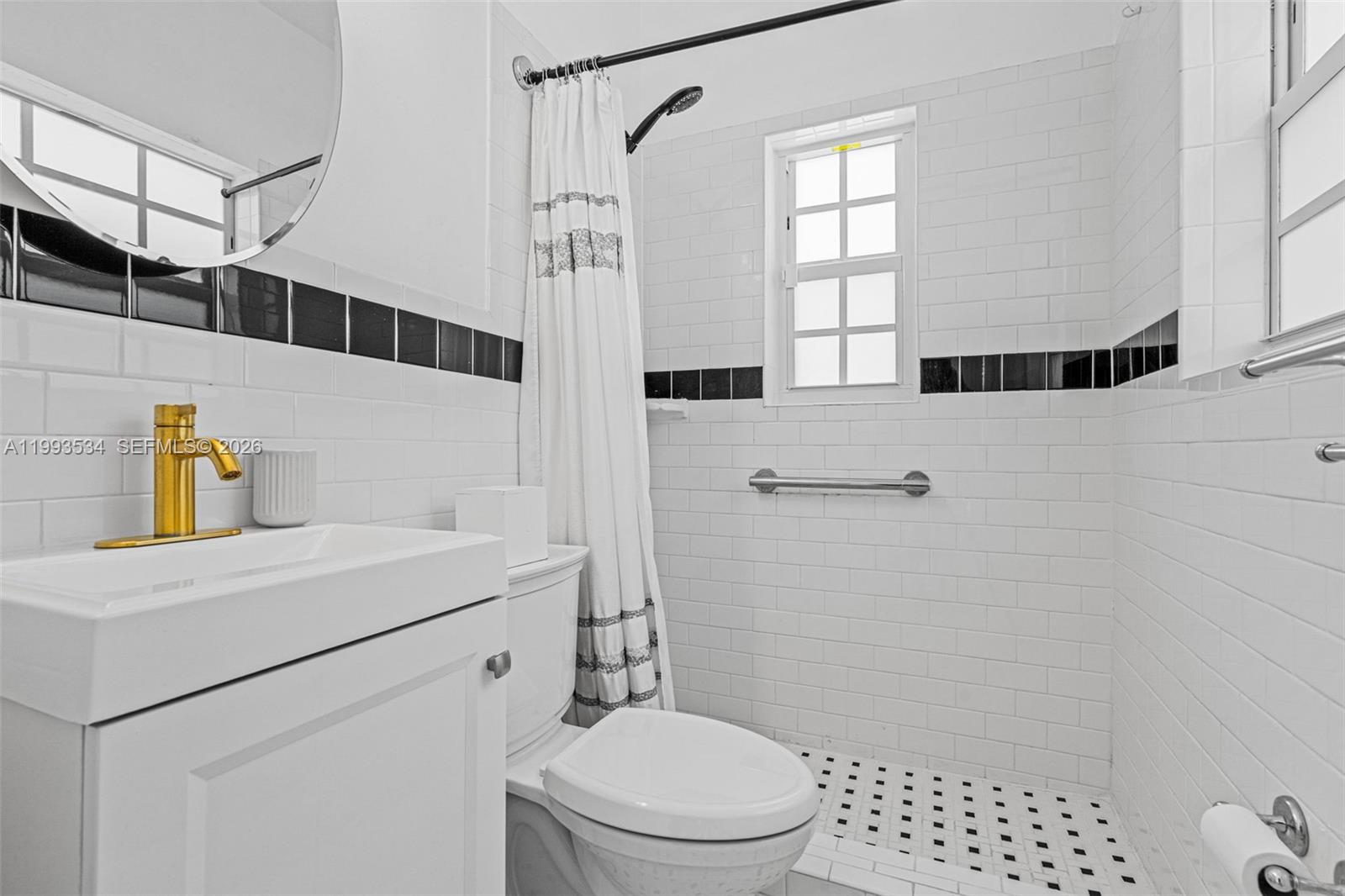 1209 La Mancha Ave, Coral Gables FL 33134
