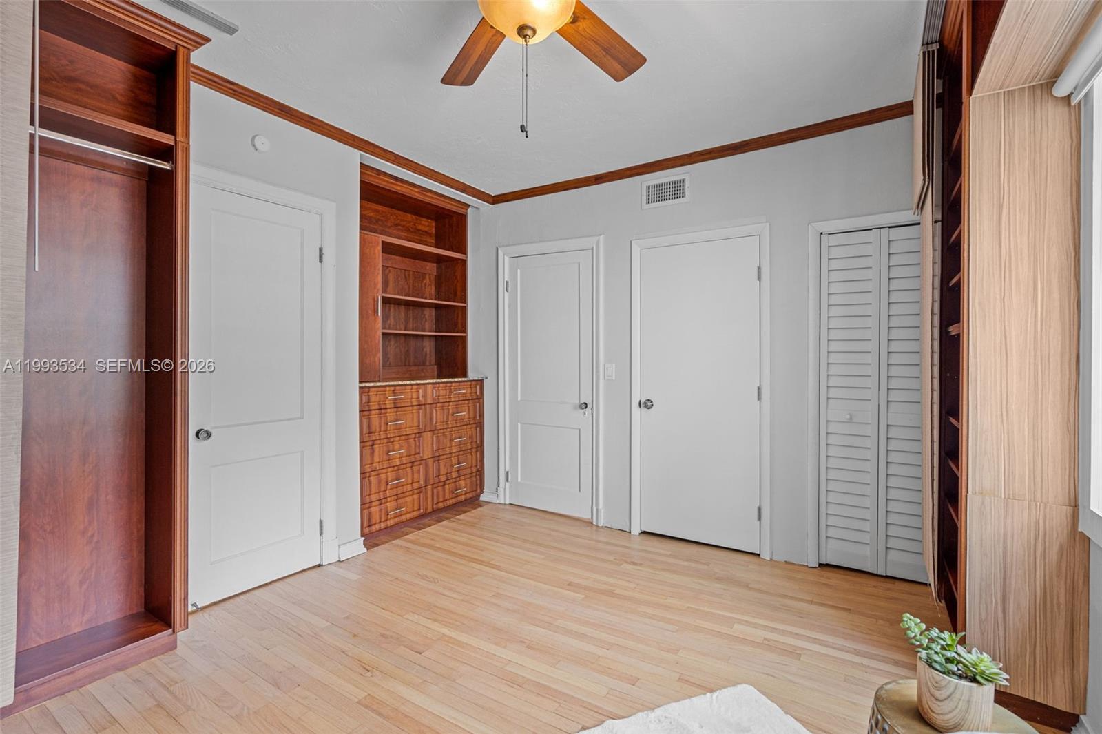 1209 La Mancha Ave, Coral Gables FL 33134