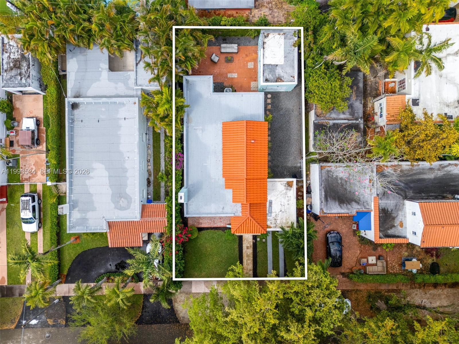 1209 La Mancha Ave, Coral Gables FL 33134
