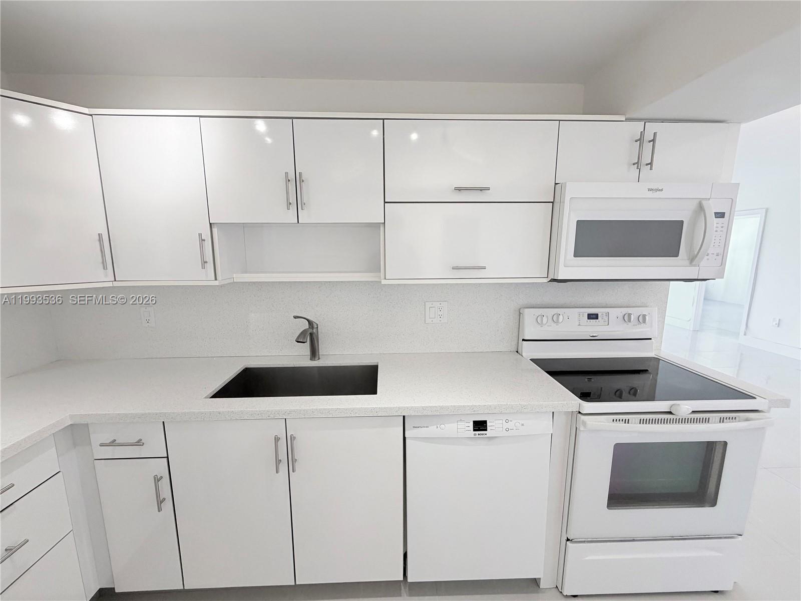 2333 Brickell Ave #1407, Miami FL 33129