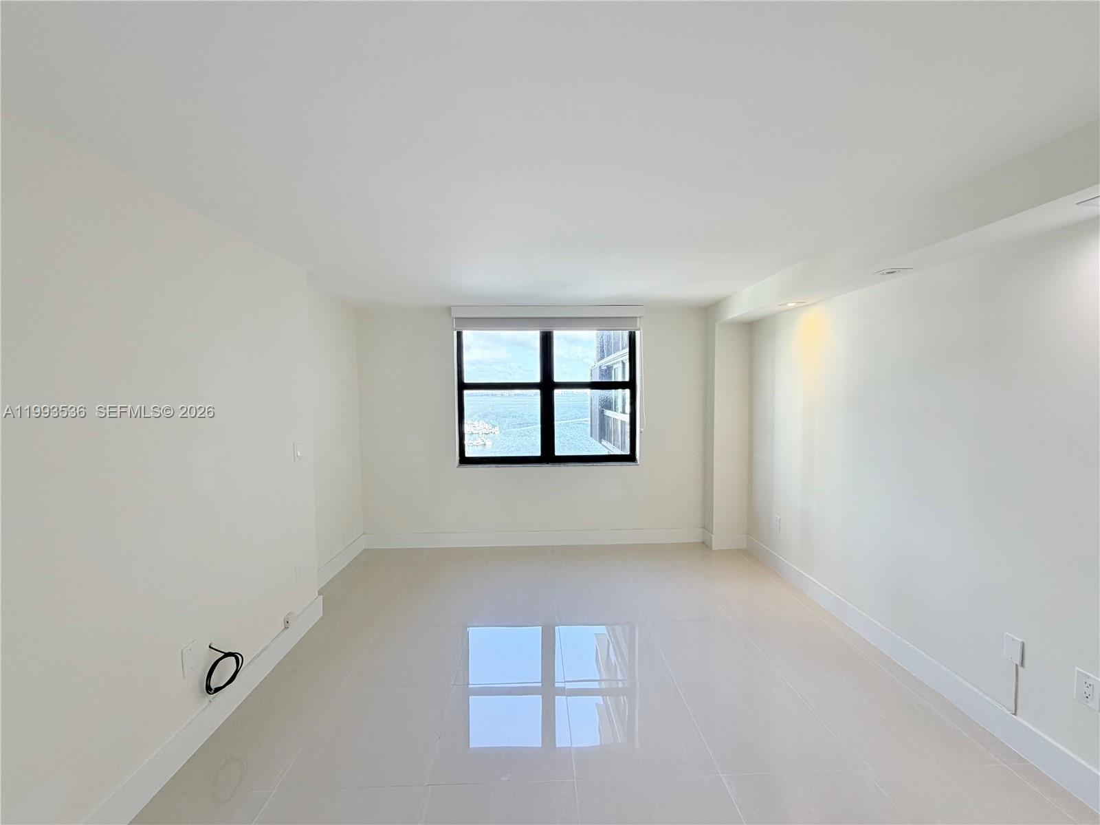 2333 Brickell Ave #1407, Miami FL 33129