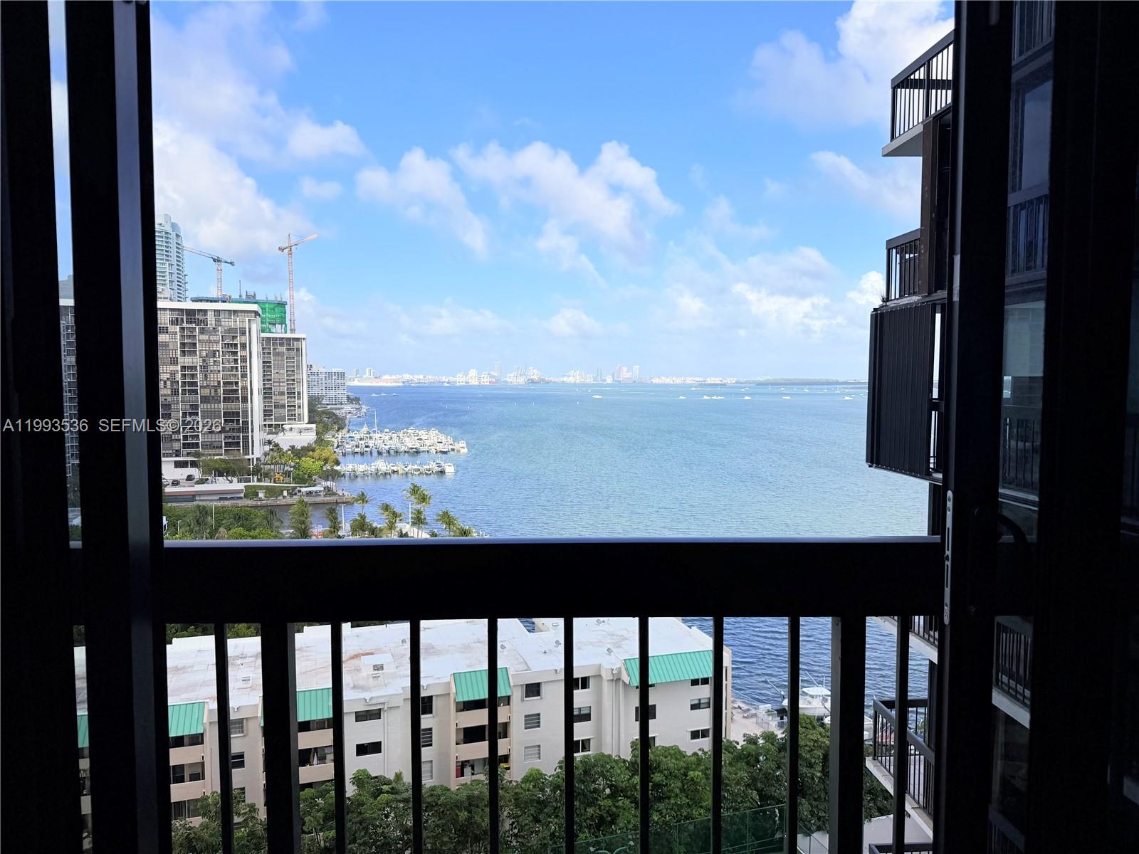 2333 Brickell Ave #1407, Miami FL 33129
