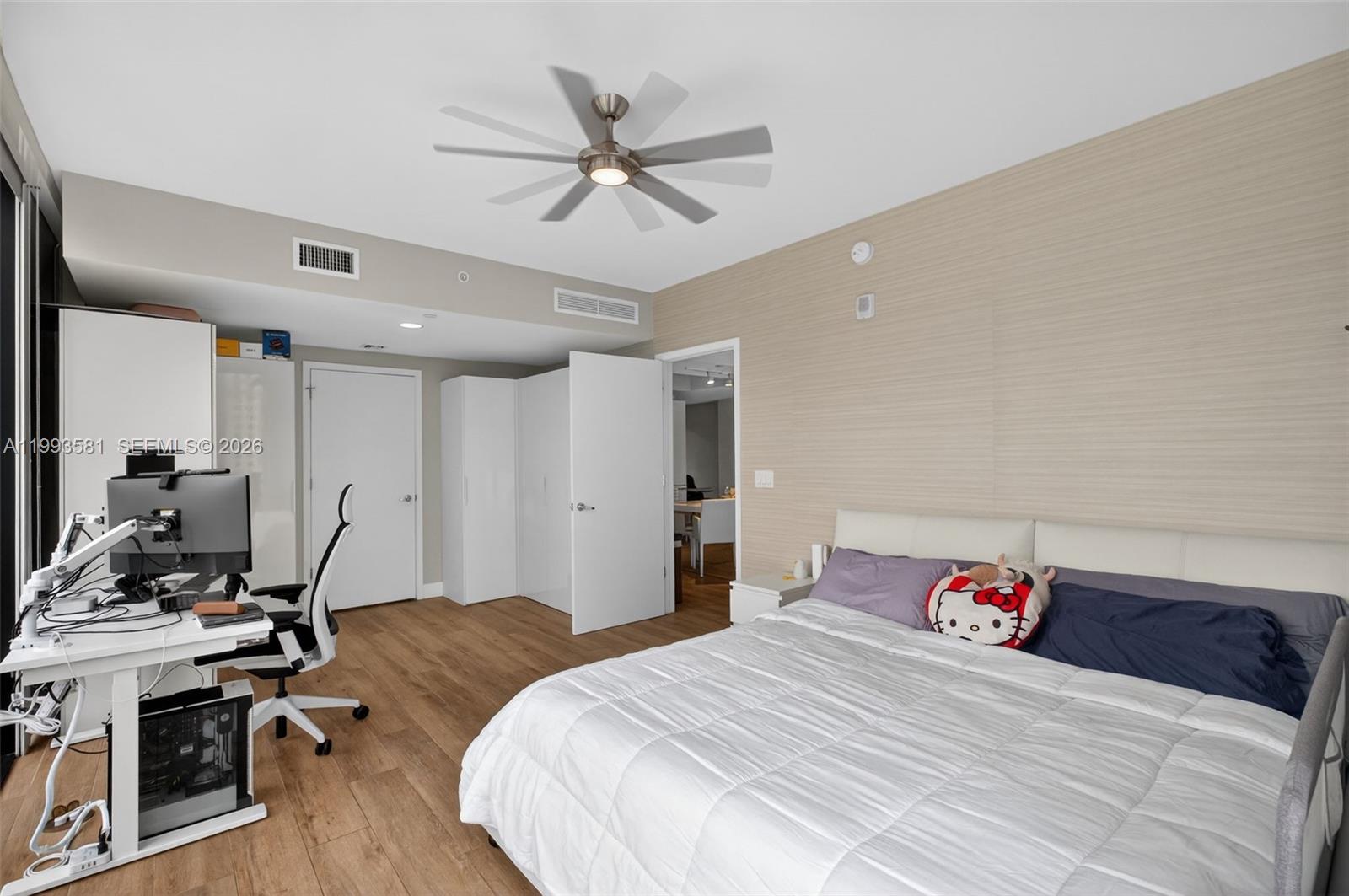 1010 Brickell Ave #2611, Miami FL 33131