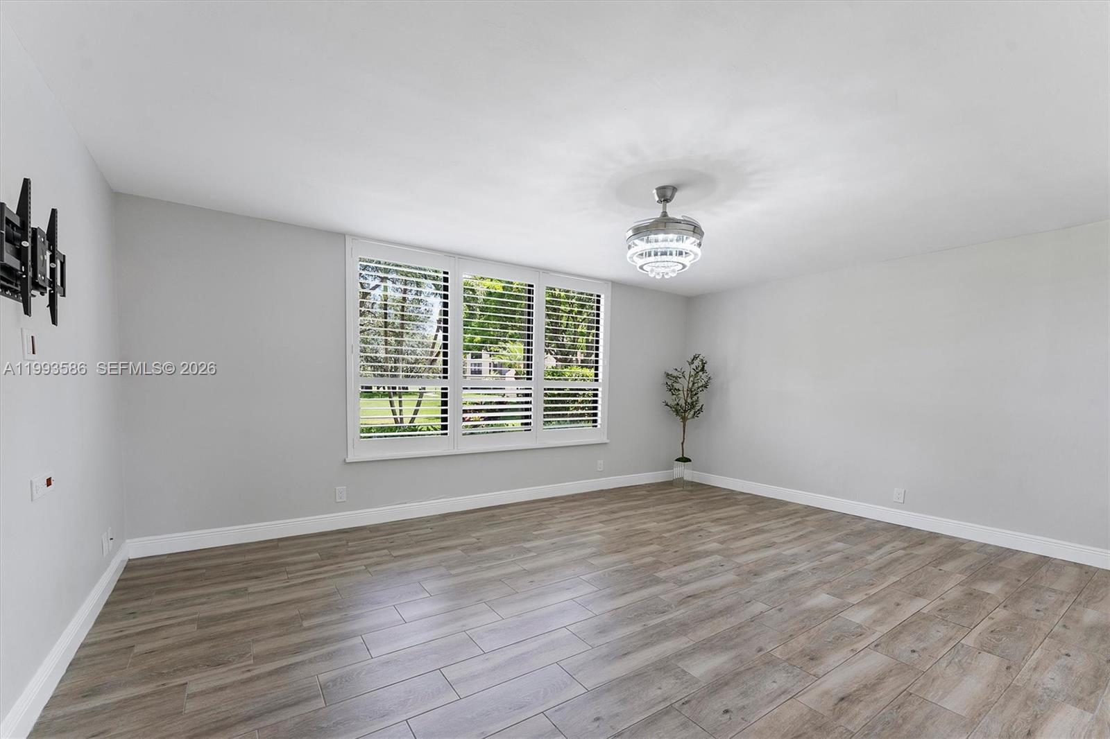 7225 Promenade Dr #102, Boca Raton FL 33433