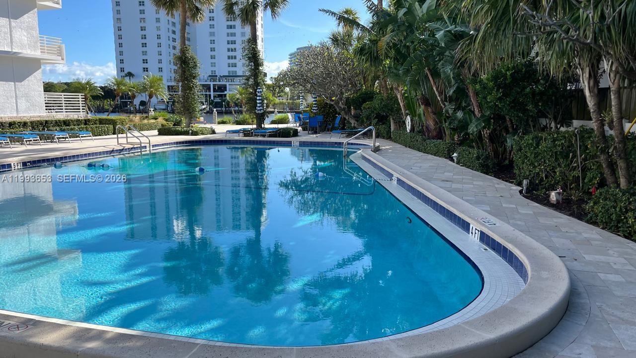 888 Intracoastal Dr #6E, Fort Lauderdale FL 33304