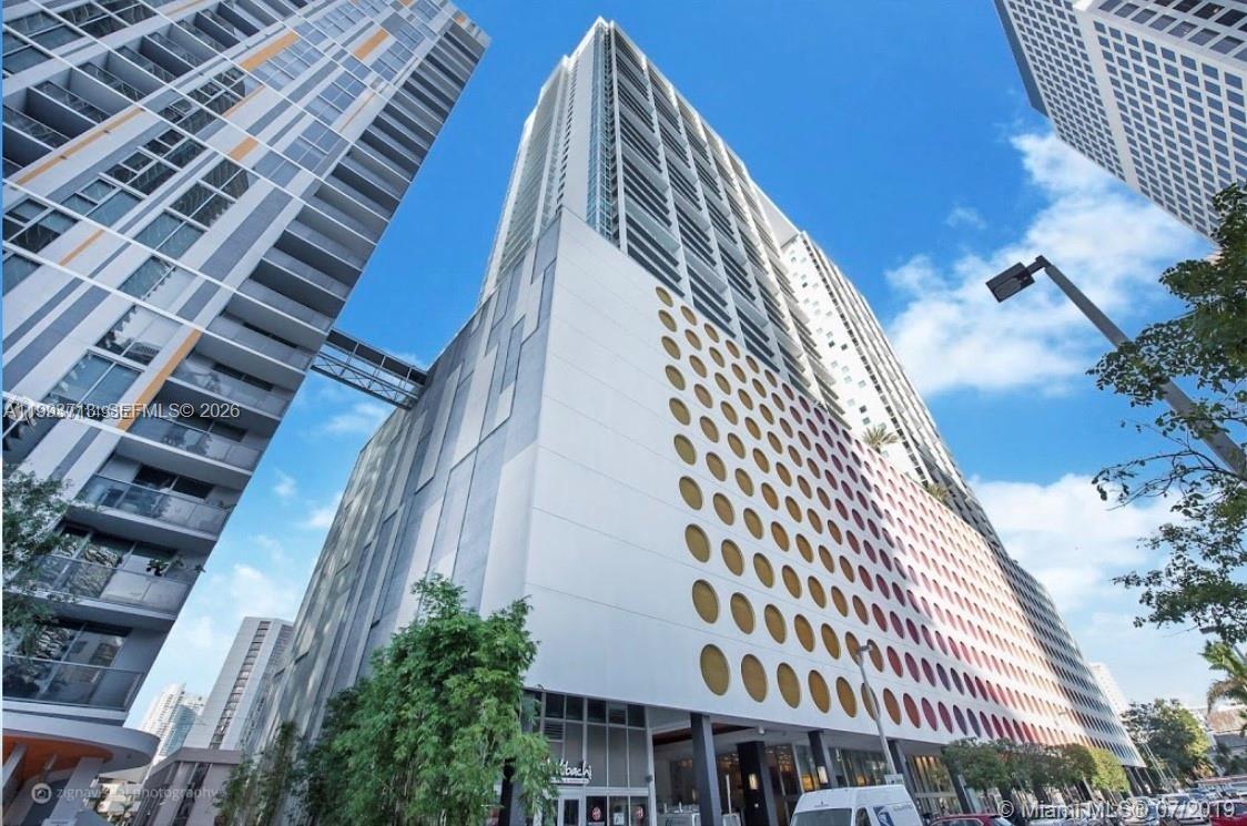 500 Brickell Ave #2708, Miami FL 33131