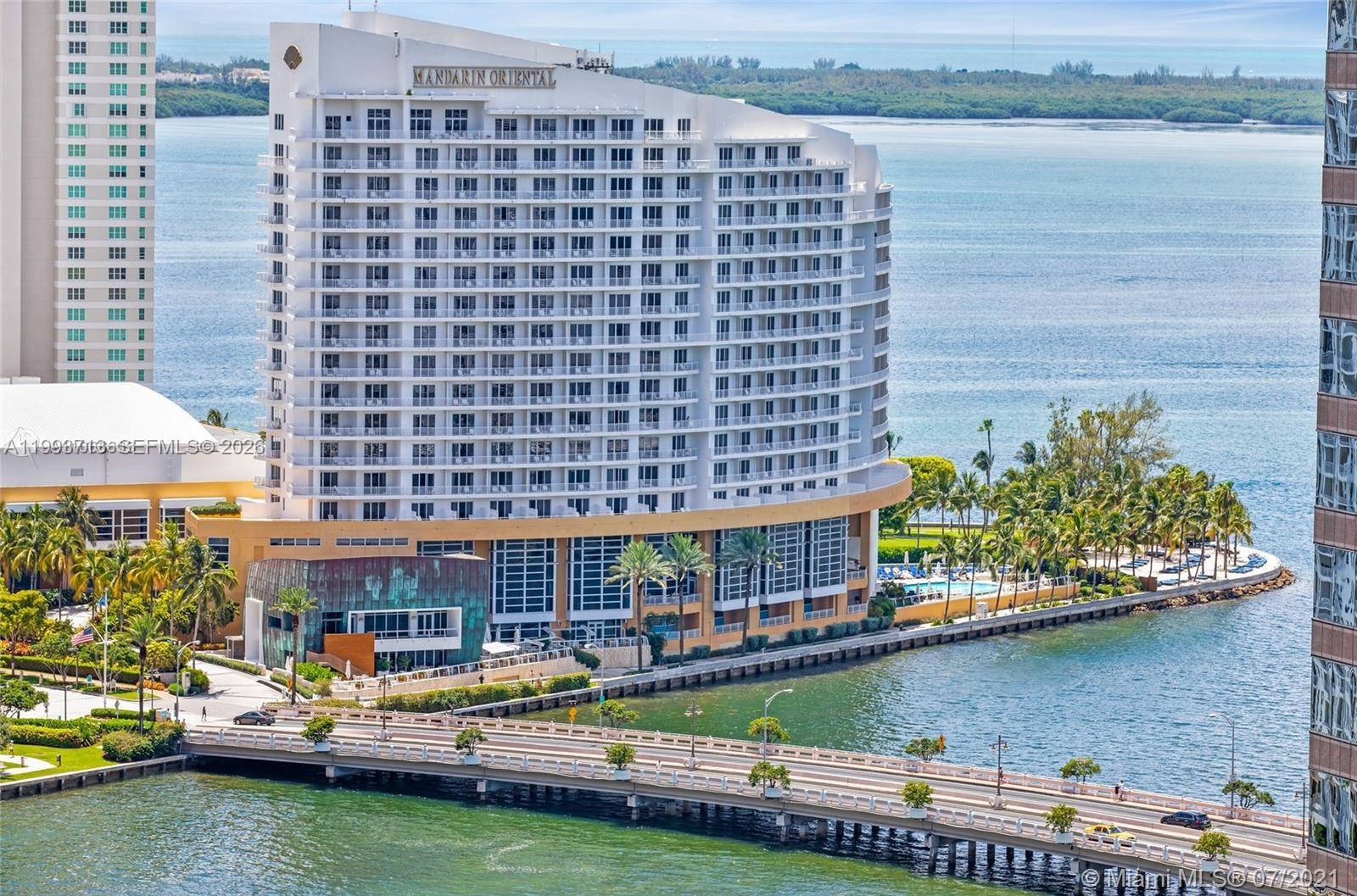 500 Brickell Ave #2708, Miami FL 33131