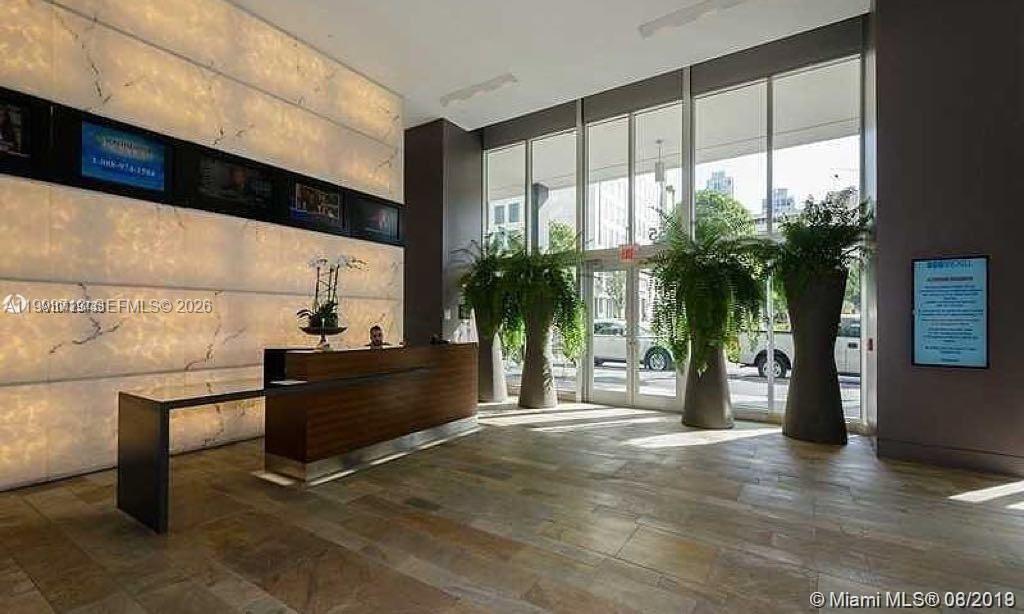 500 Brickell Ave #2708, Miami FL 33131